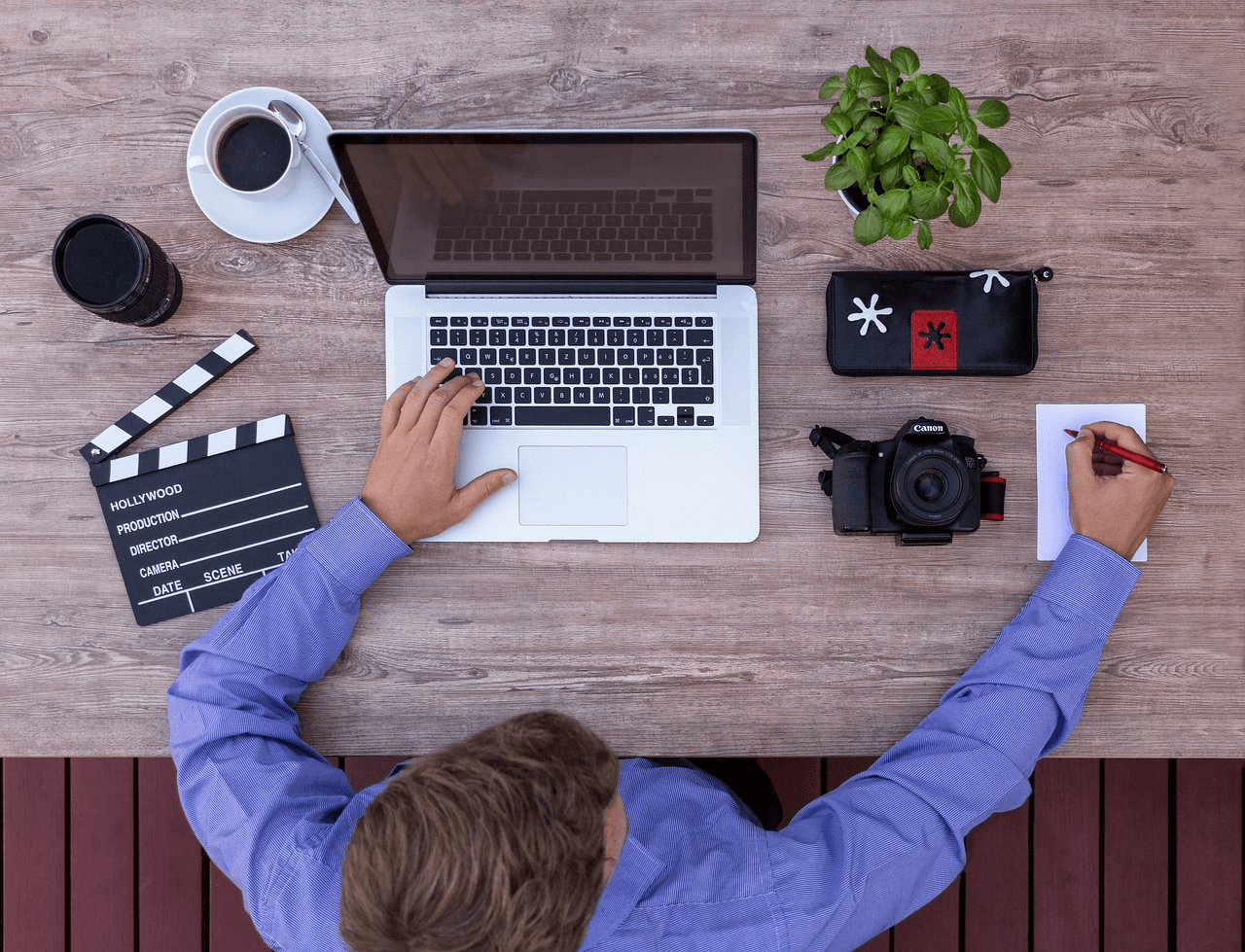 These 8 steps can help you write the ideal video script.